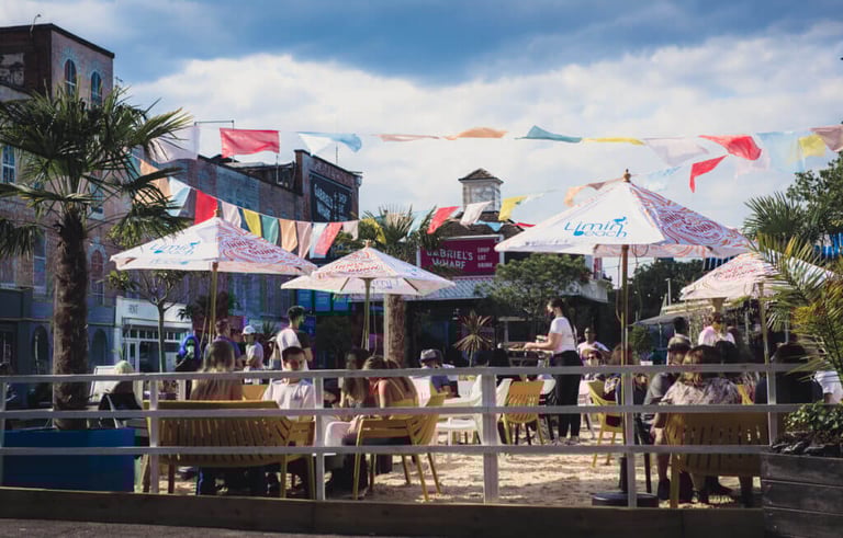 limin beach club
