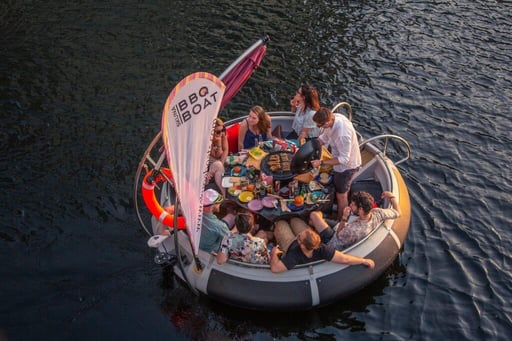 skuna bbq boats
